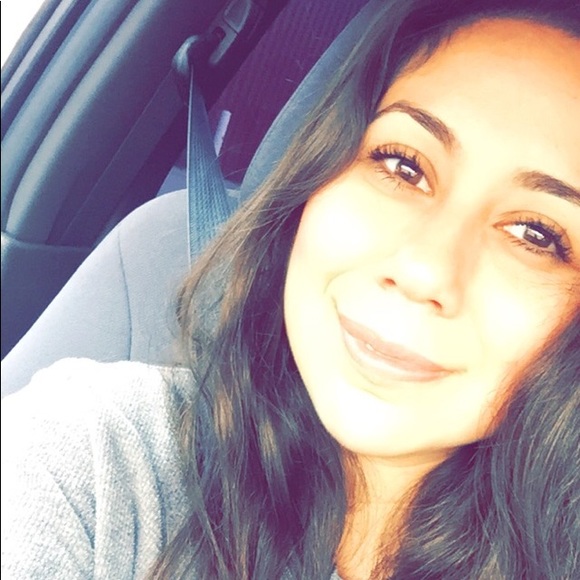 Meet your Posher, Bianca - Picture 1 of 1